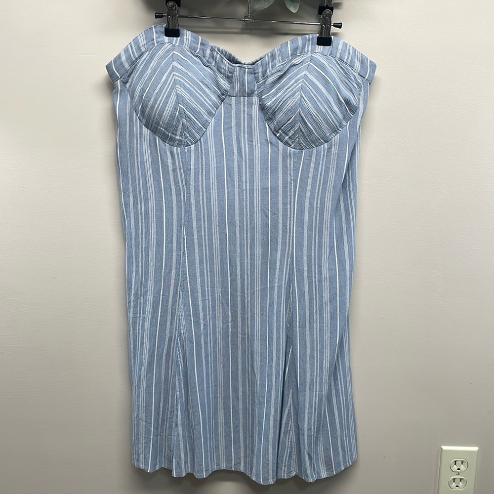American Eagle Outfitters Blue and White Striped Chambray Strapless Dress XL